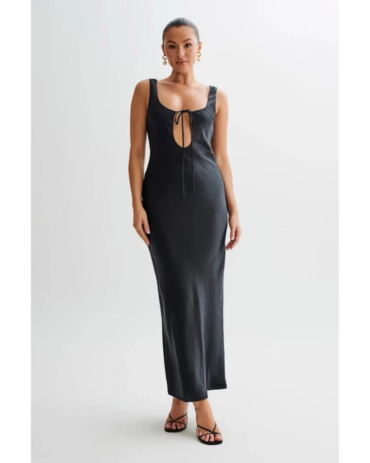 Woman wearing black satin maxi dress with keyhole neckline and tie detail — Meshki | Endless UAE