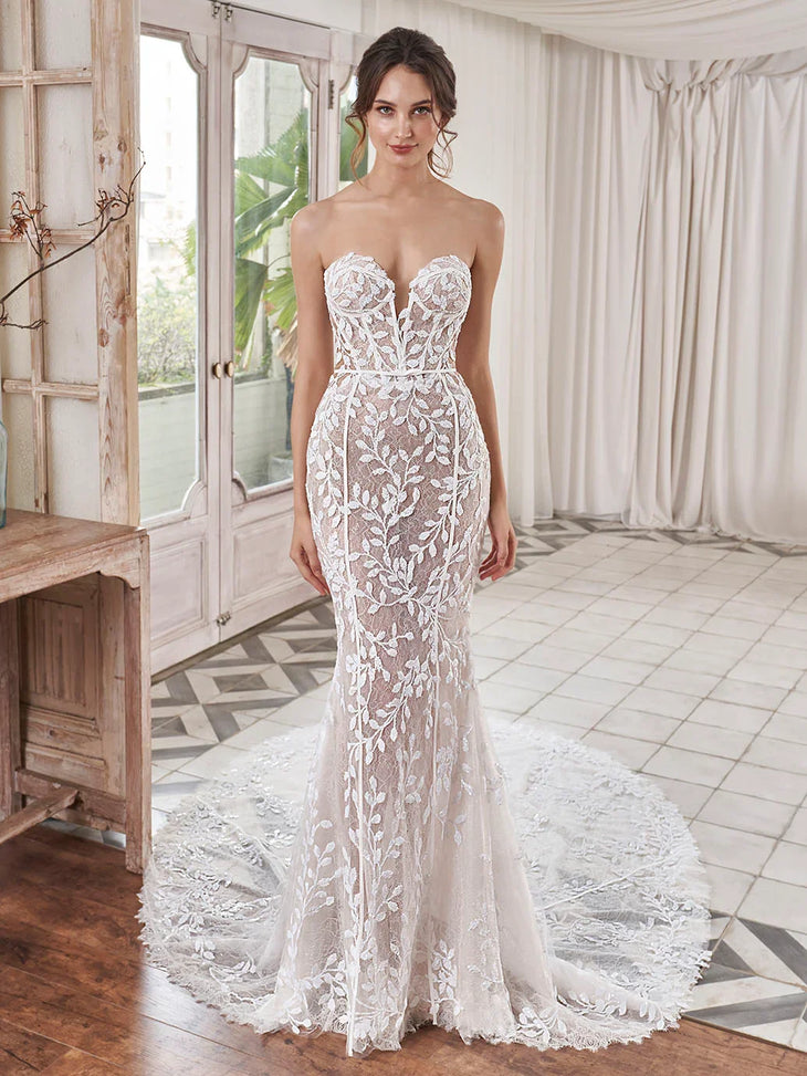 Aspen strapless lace mermaid wedding dress with sweetheart neckline — Pen Liv | Endless UAE