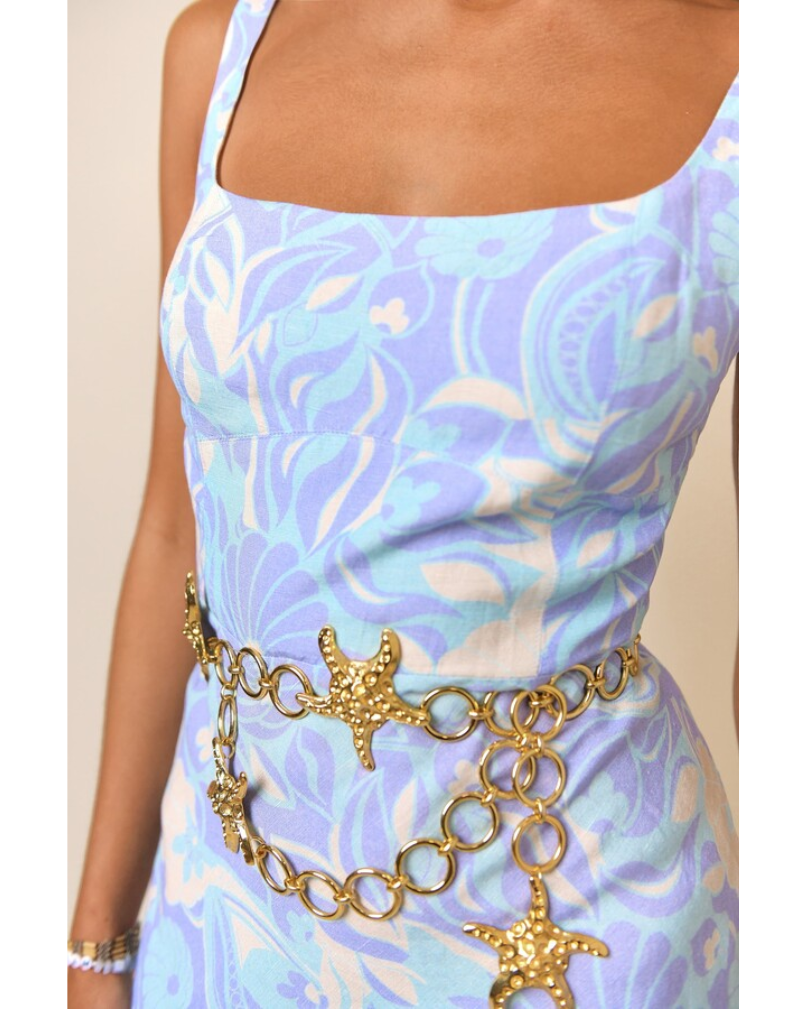 Pastel marble print dress with gold starfish chain belt detail, square neckline and fitted silhouette — Rixo | Endless UAE