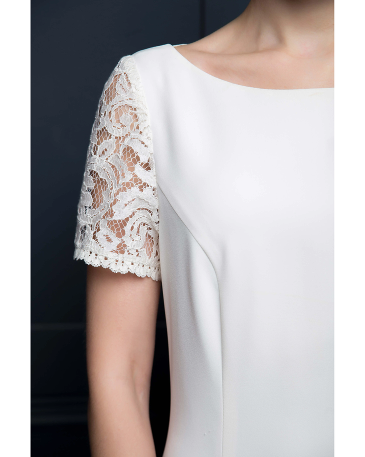 A-line wedding dress with lace sleeves and flowing train — Dressarte Paris | Endless UAE