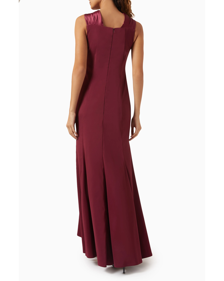Burgundy sleeveless maxi dress with floral applique halter neckline — Amri | Endless UAE