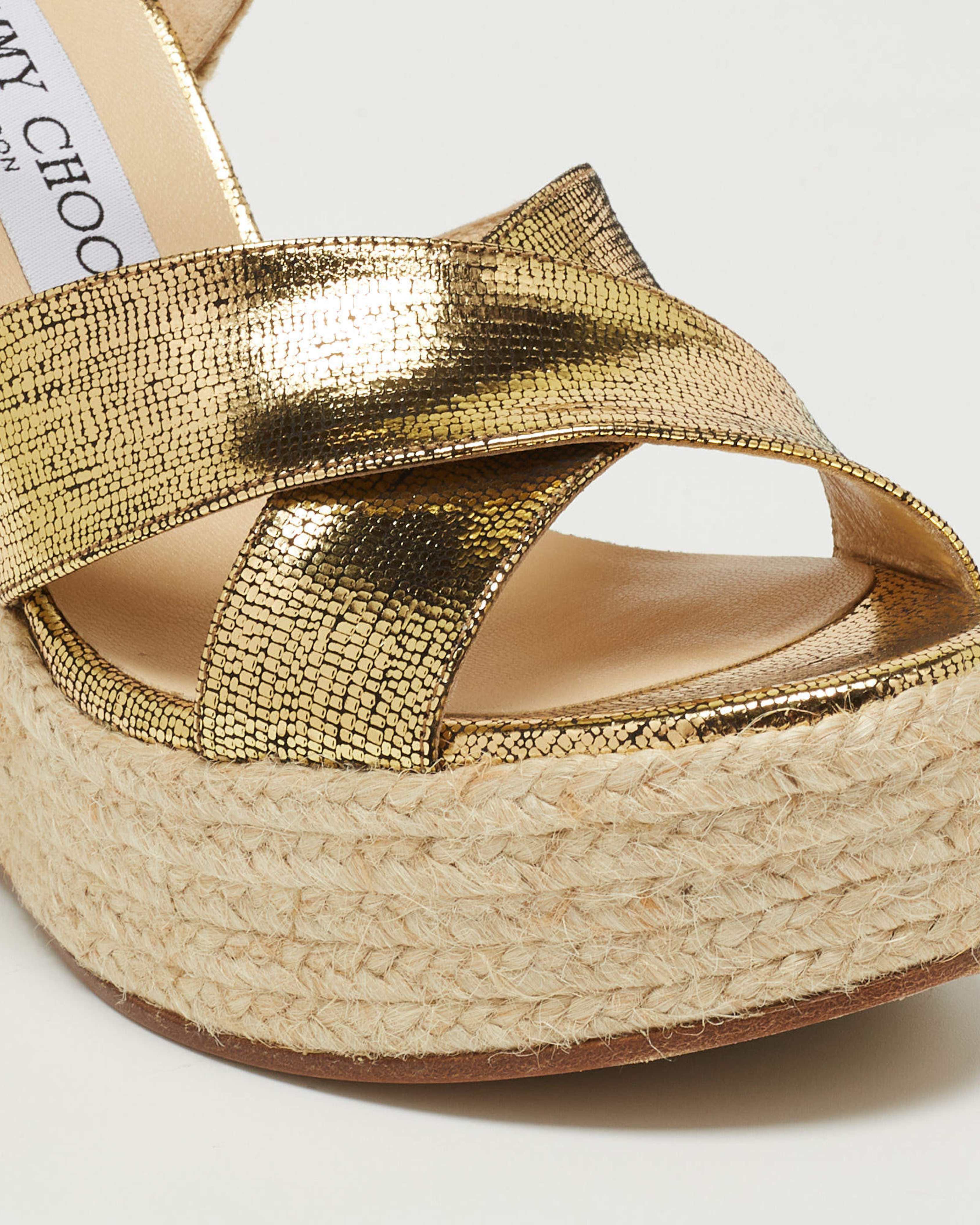 Gold foil textured crisscross strap espadrille platform sandals with woven jute sole — Jimmy Choo | Endless UAE