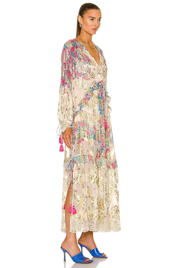 Mila Kaftan in cream floral print with long sleeves and tiered layers — Hemant & Nandita | Endless UAE