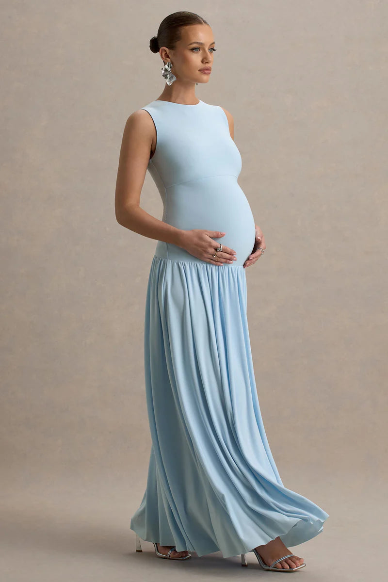 Light blue maternity maxi dress with crew neckline and pleated skirt — Club L London | Endless UAE
