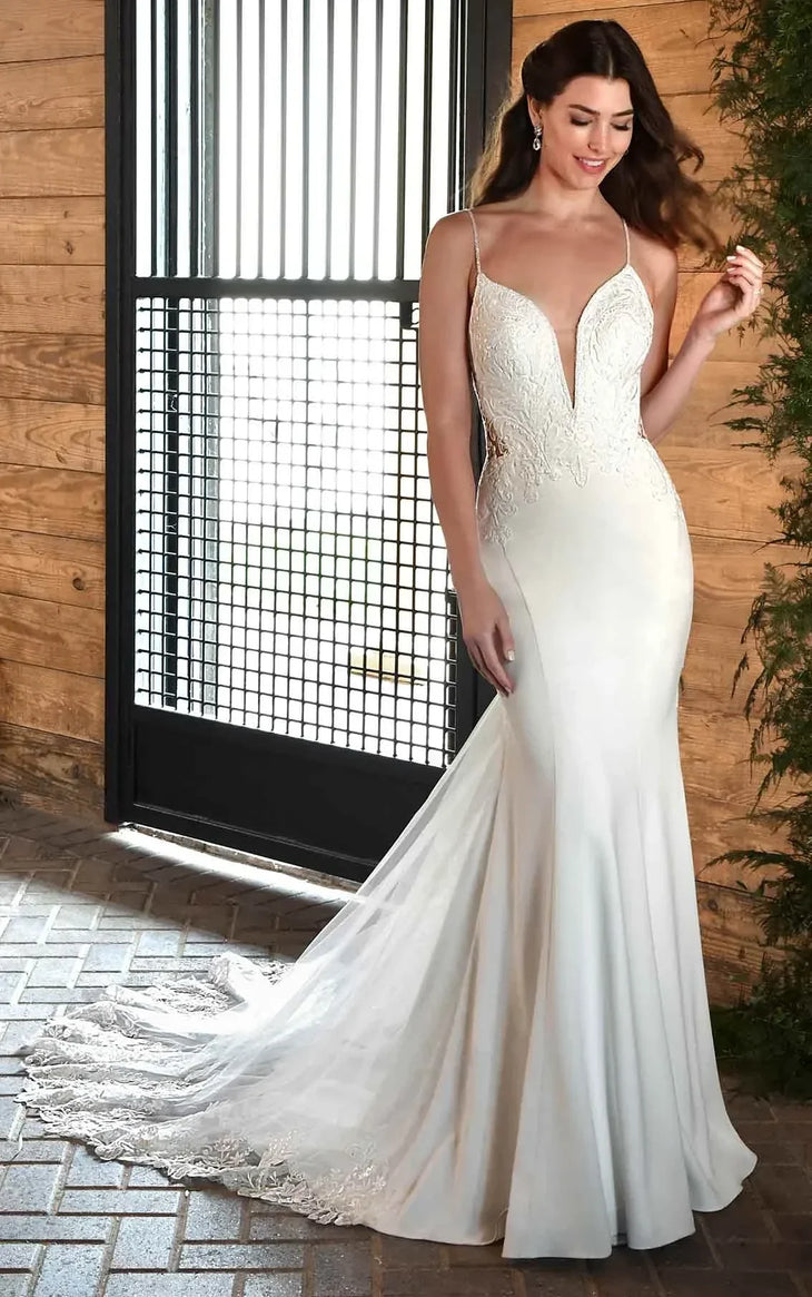 Elegant white lace trumpet wedding dress with sheer back — Essense of Australia | Endless UAE