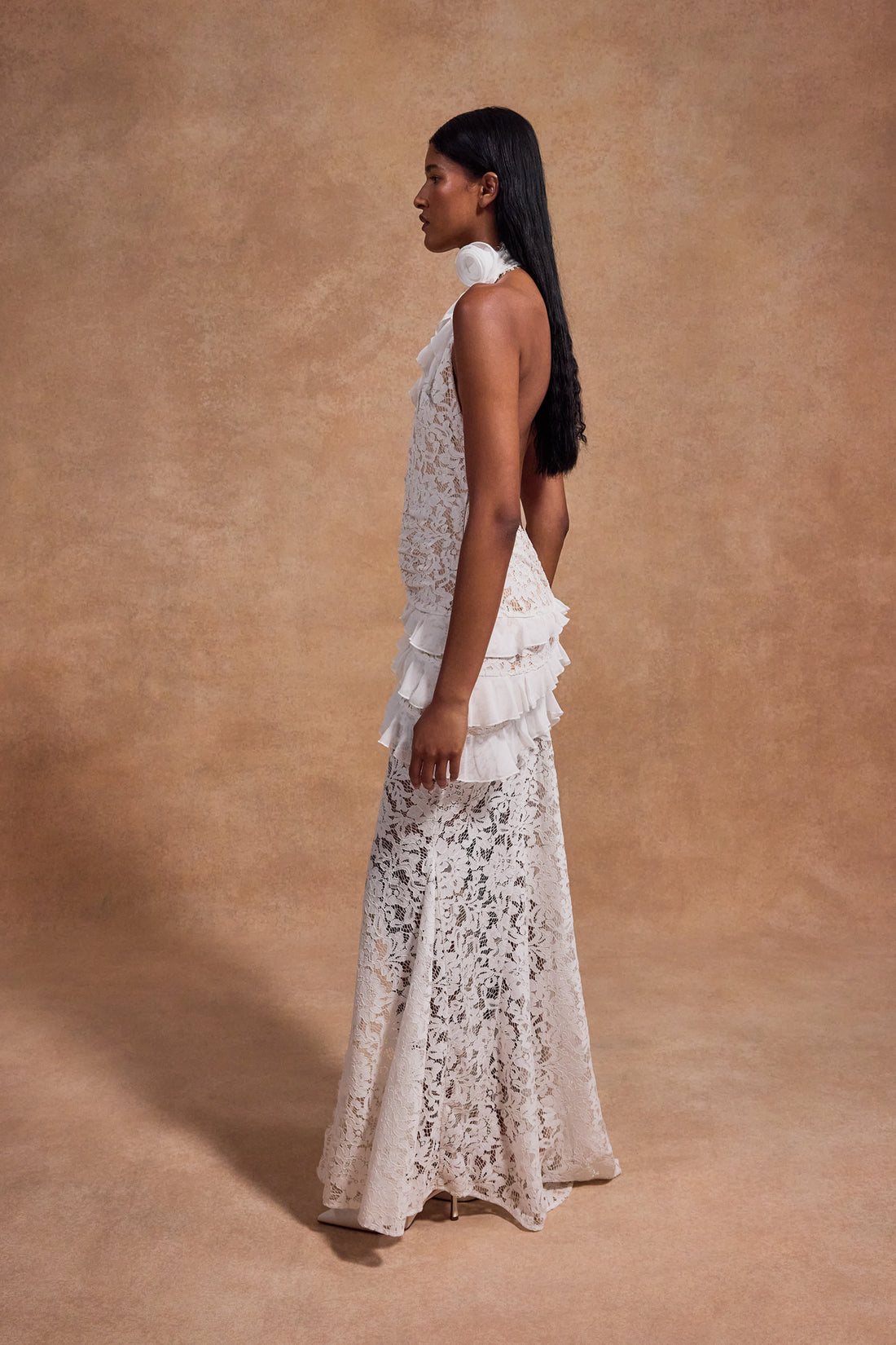 White lace halter maxi dress with ruched waist detail and floral pattern — De La Vali | Endless UAE
