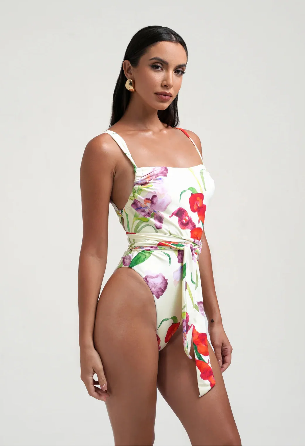 Floral wrap co-ord set with vibrant red and purple flowers on white — Sydney Lane | Endless UAE