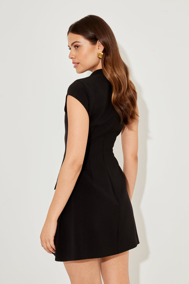 Black cap sleeve mini dress with front pockets and A-line silhouette — Odd Muse | Endless UAE