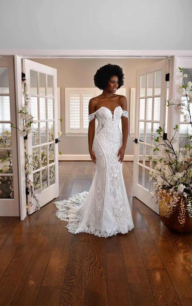 Off-the-shoulder lace fit-and-flare wedding dress with sweetheart neckline and train — Essense of Australia | Endless UAE