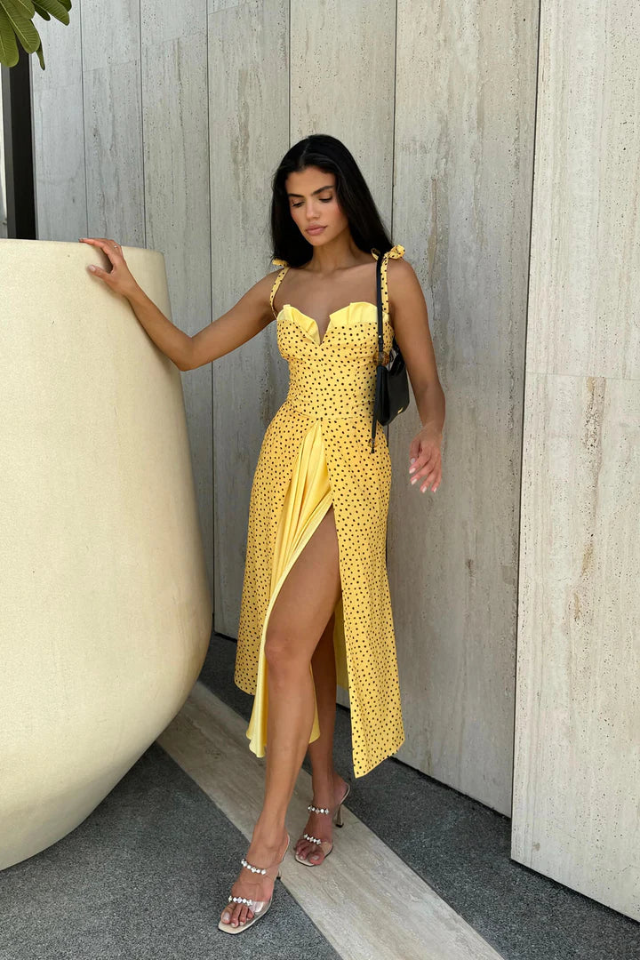 Yellow polka dot flowy slit midi dress with sweetheart neckline — Post Meridiem | Endless UAE