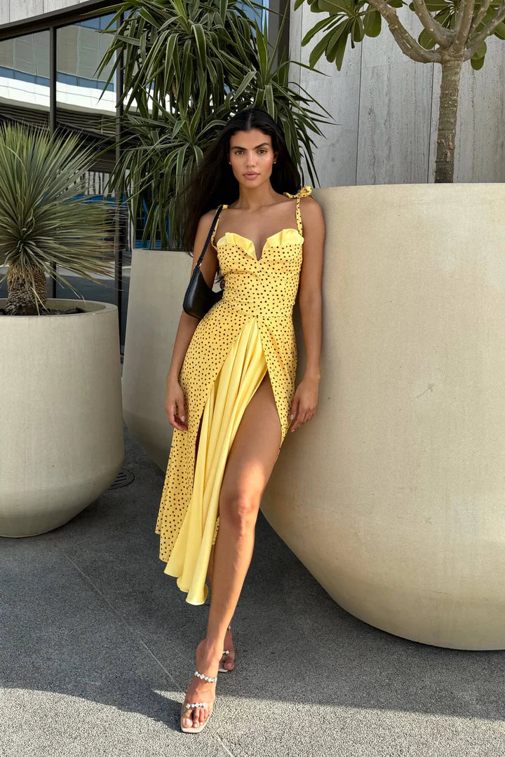 Yellow polka dot flowy slit midi dress with sweetheart neckline — Post Meridiem | Endless UAE