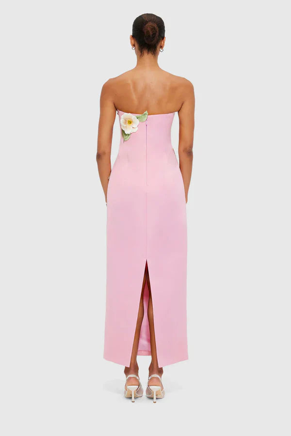Woman wearing pink strapless maxi dress with white floral appliqué — Leo Lin | Endless UAE