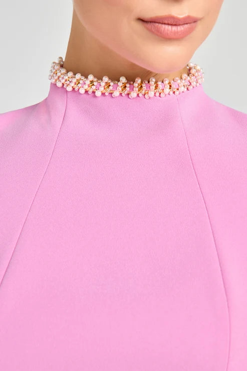 Pink short-sleeve dress with pearl neckline and pocket details — Nadine merabi | Endless UAE