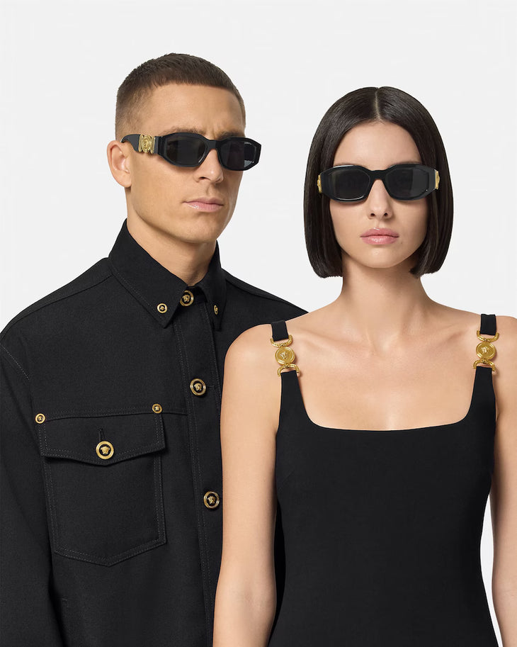 Black Medusa Biggie sunglasses with dark lenses and gold medusa emblem on sides — Versace | Endless UAE