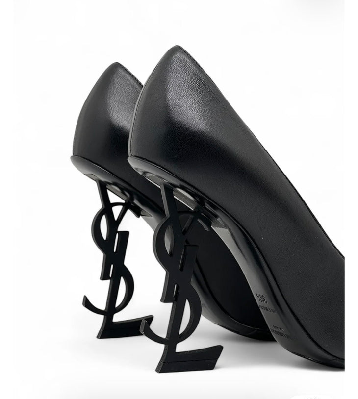Black leather pointed-toe pumps with iconic YSL heel — Saint Laurent | Endless UAE