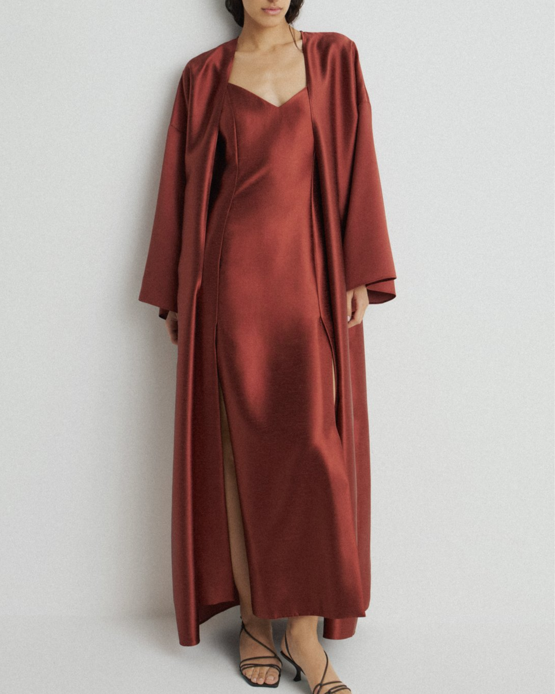 Burgundy linen blend kimono with sweetheart neckline dress — Lime | Endless UAE