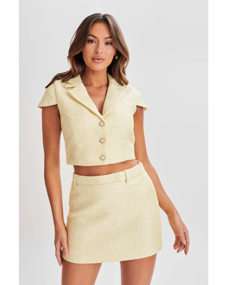 Cream tweed mini skirt with high waist and A-line silhouette — Meshki | Endless UAE