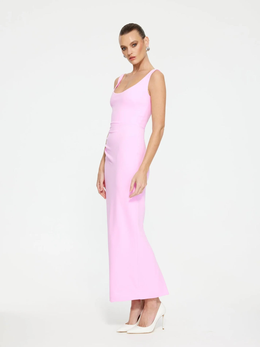 Gabel Midi Dress in pink with scoop neckline and sleeveless design — Effie Kats | Endless UAE