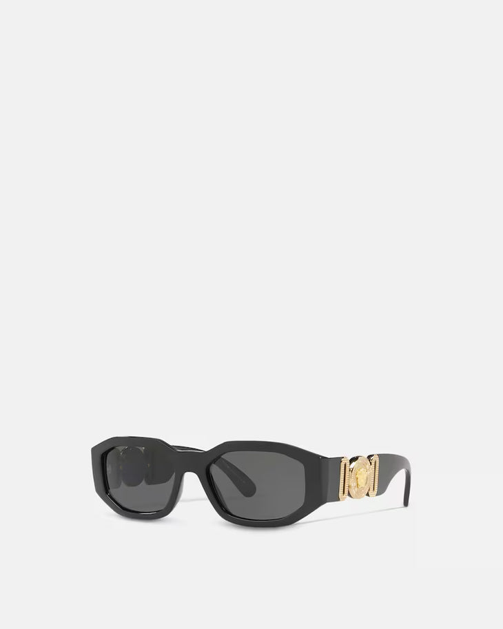Black Medusa Biggie sunglasses with dark lenses and gold medusa emblem on sides — Versace | Endless UAE