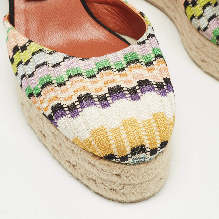 Castañer Carina canvas wedge espadrilles with colorful geometric knit pattern and cream ankle ties — Missoni | Endless UAE