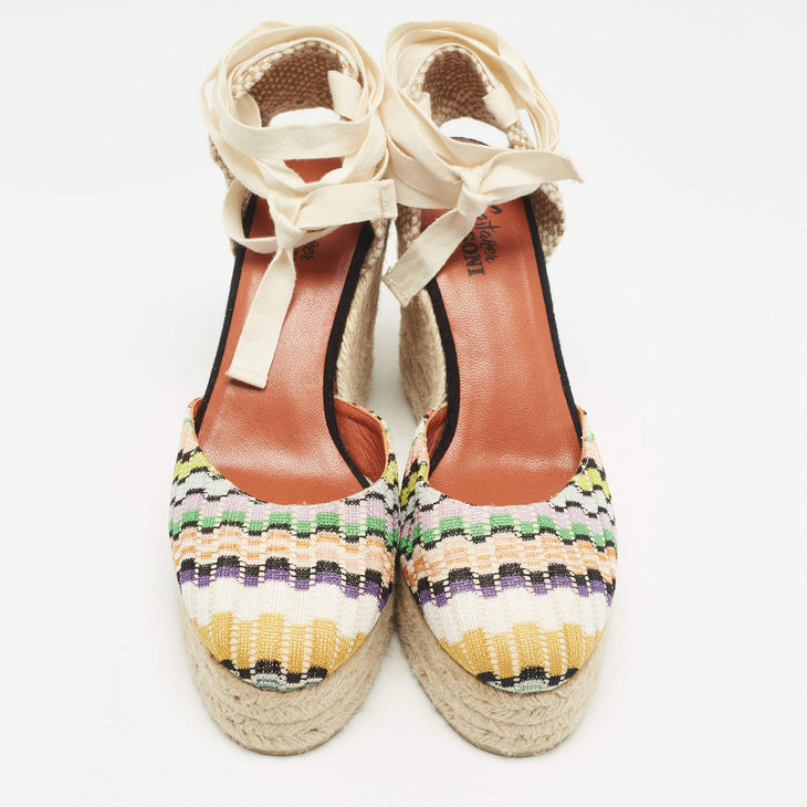 Castañer Carina canvas wedge espadrilles with colorful geometric knit pattern and cream ankle ties — Missoni | Endless UAE