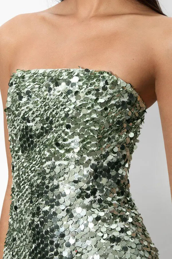 Sage green sequin strapless mini dress detail — Alice & Olivia | Endless UAE