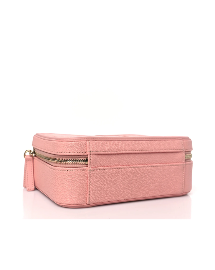 Pink quilted Chanel Filigree Vanity Bag with gold hardware and chain strap — Chanel | Endless UAE