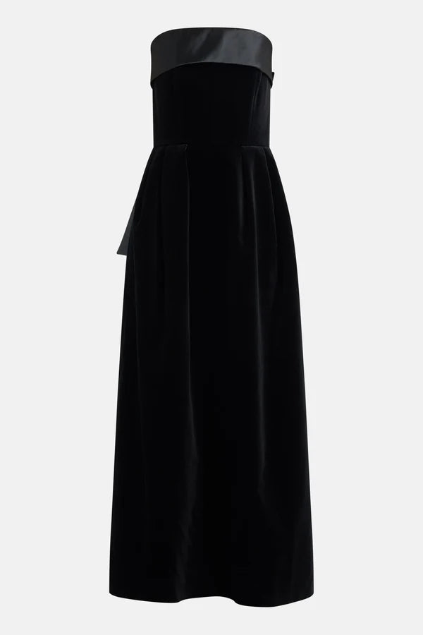 Black velvet strapless gown with satin trim and silver clutch — Dice Kayek | Endless UAE