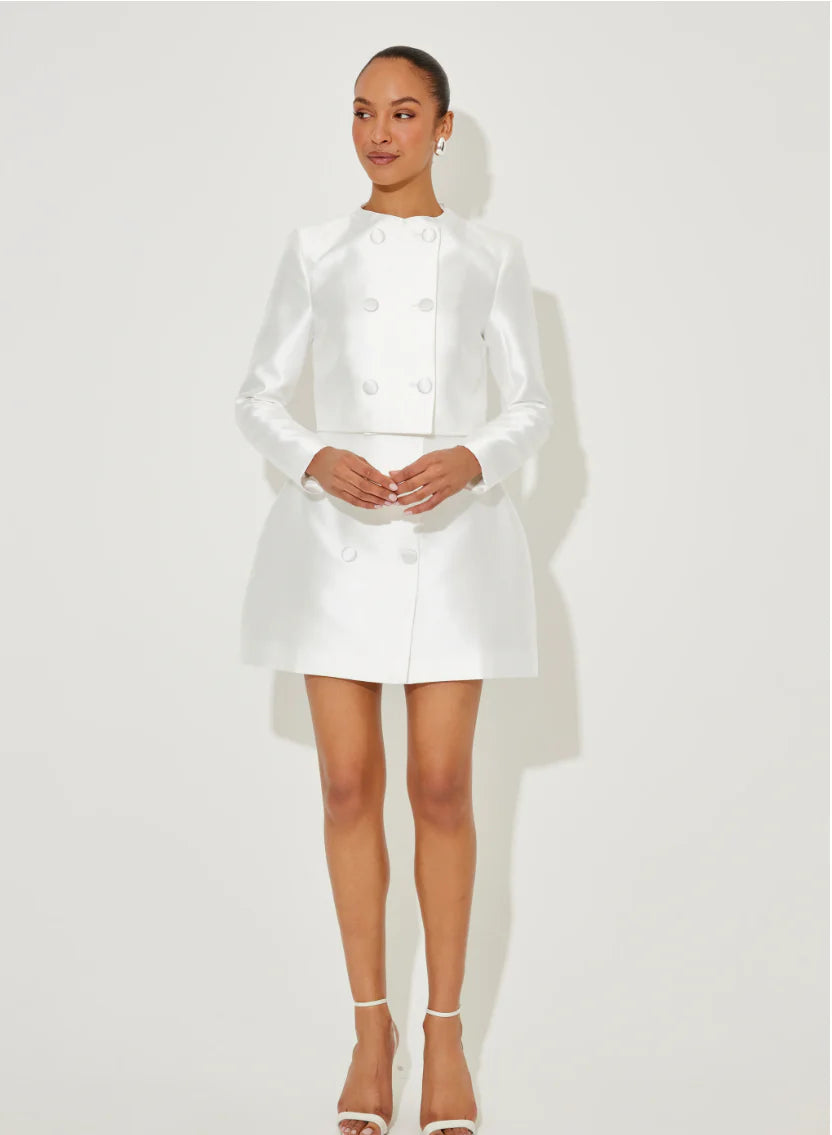 White satin double-breasted cropped jacket and mini skirt two-piece set worn by model — Odd Muse | Endless UAE