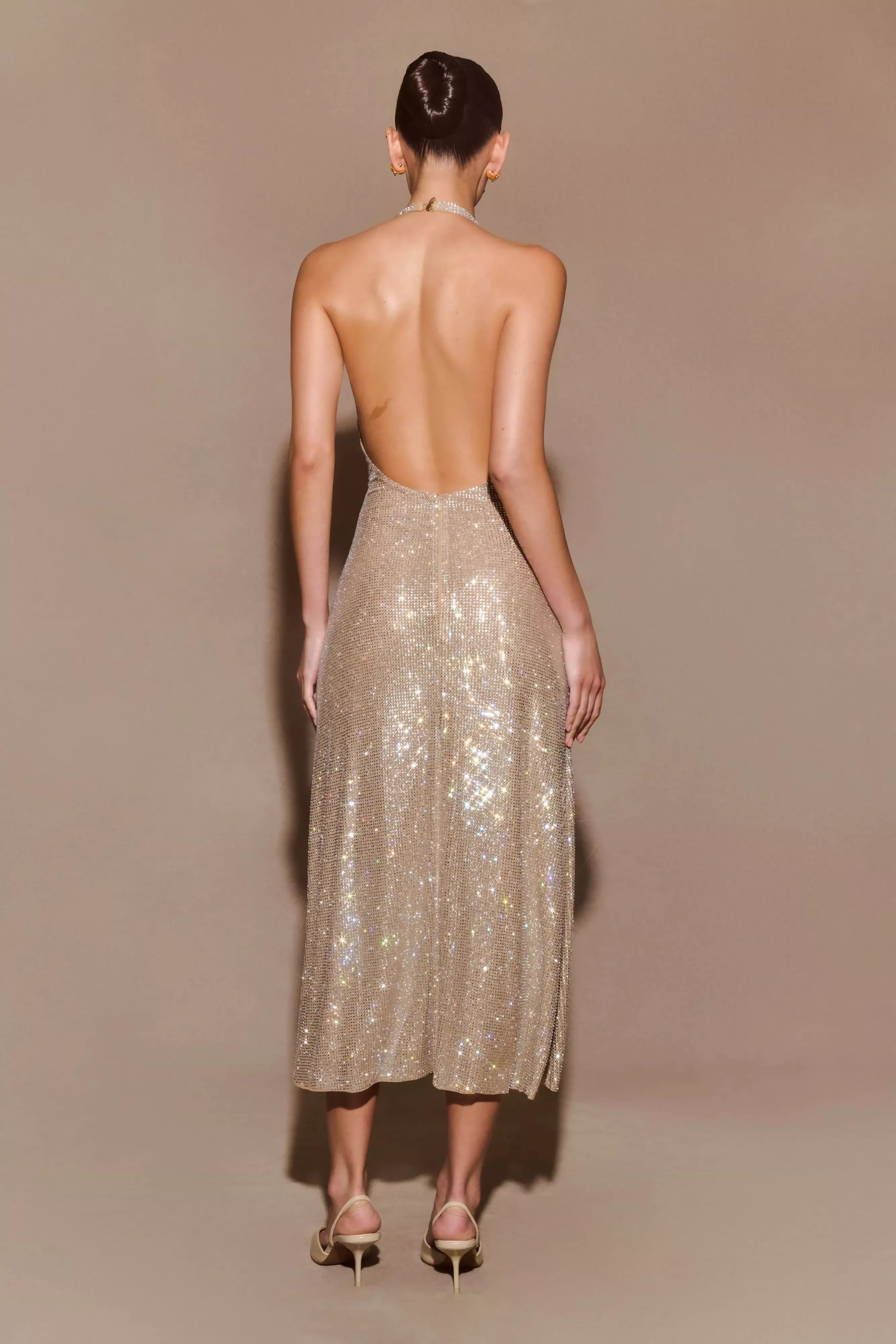 Champagne sequin halter midi dress with plunging neckline — Endless | Endless UAE