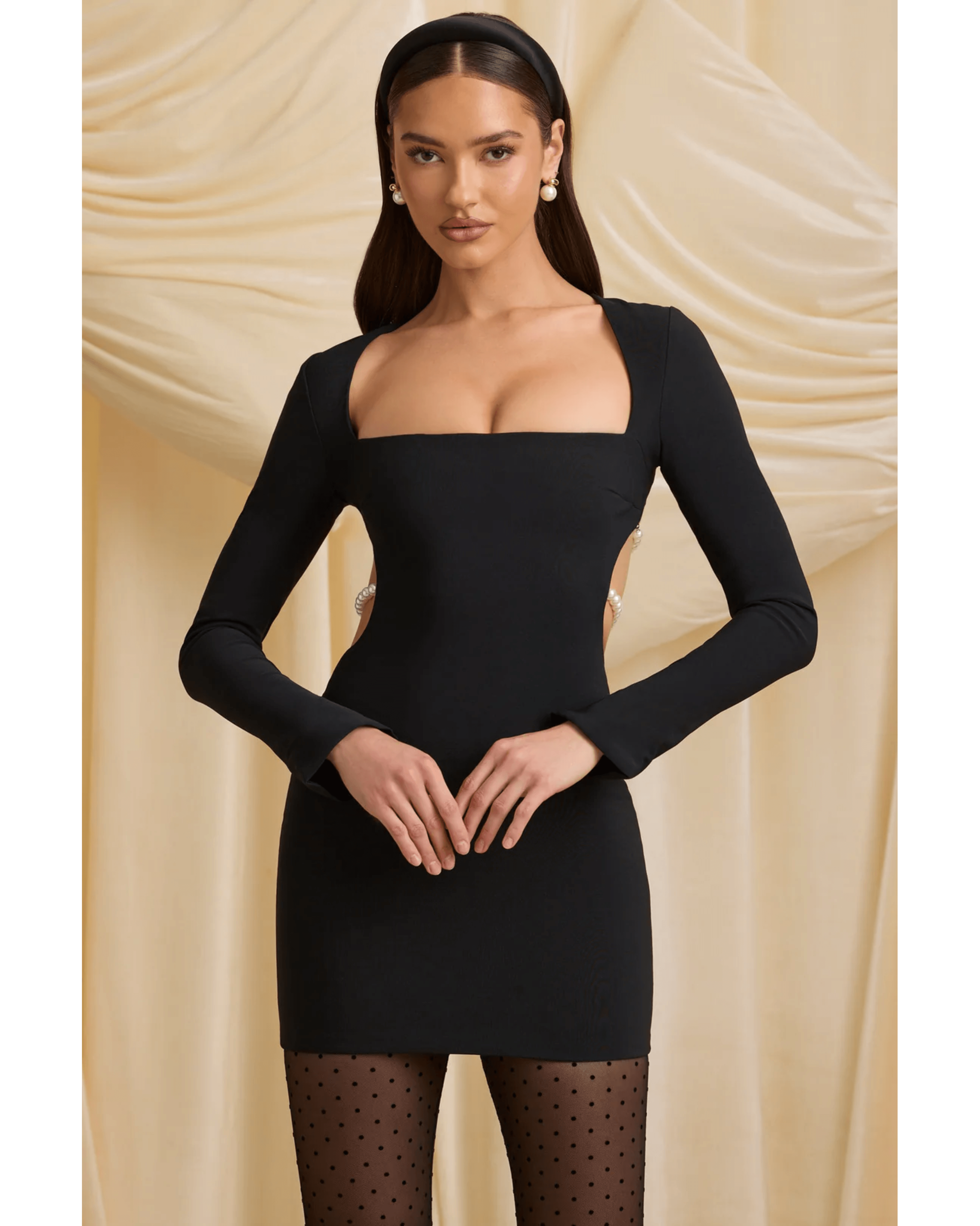 Akari Pearl-Detail Cut-Out Mini Dress - Endless - UAE Rental and Resale for Women's Fashion