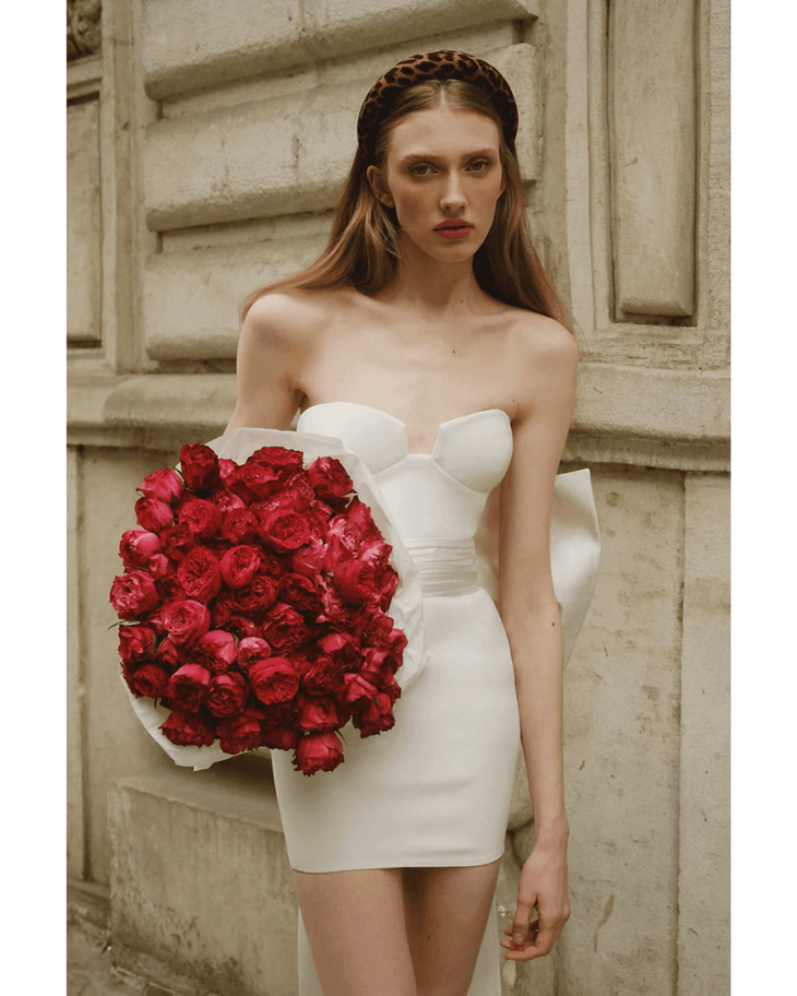 Alix in Temple White - Endless - UAE Rental and Resale for Women's Fashion