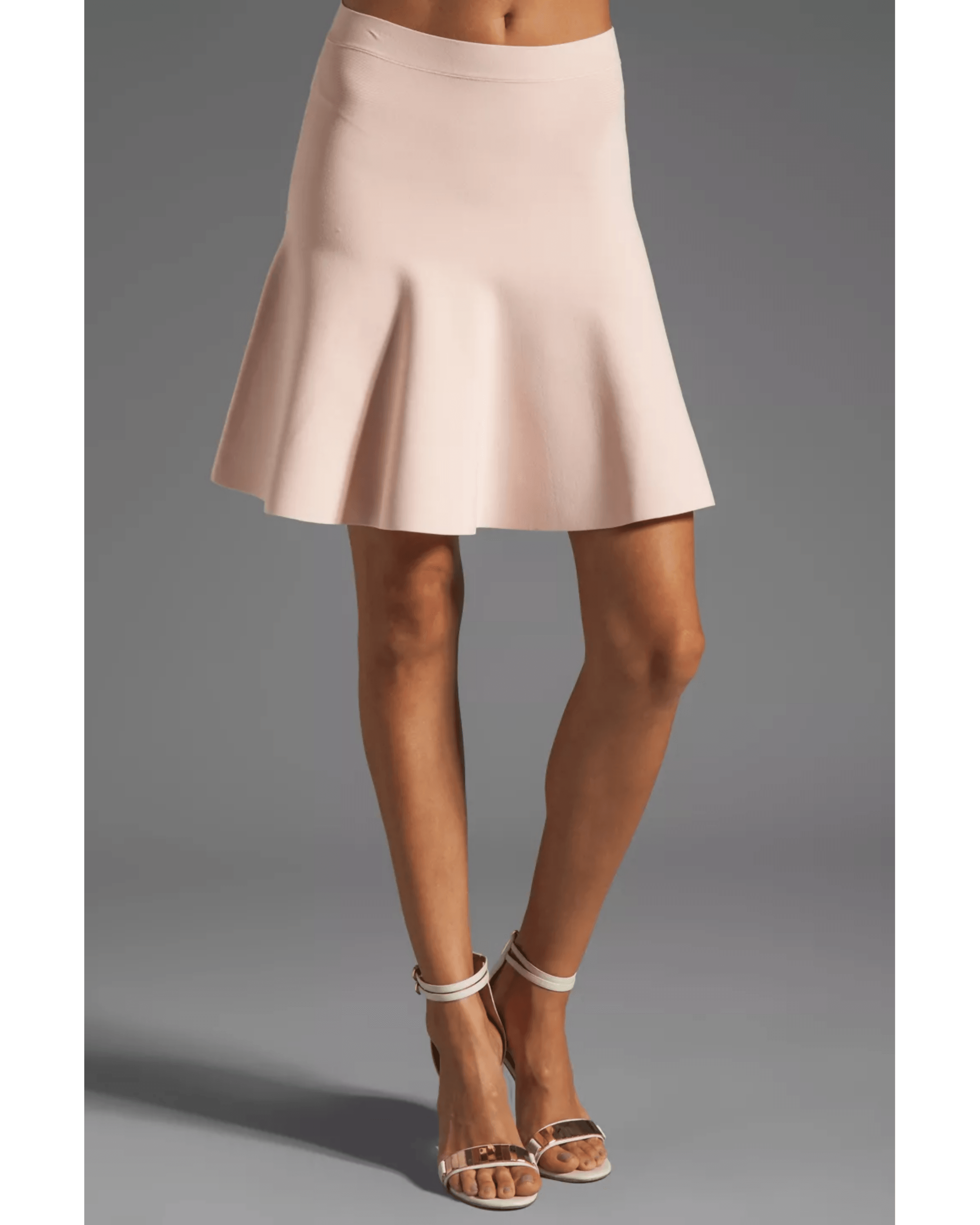 Amilya Skirt - Endless - UAE Rental and Resale for Women's Fashion