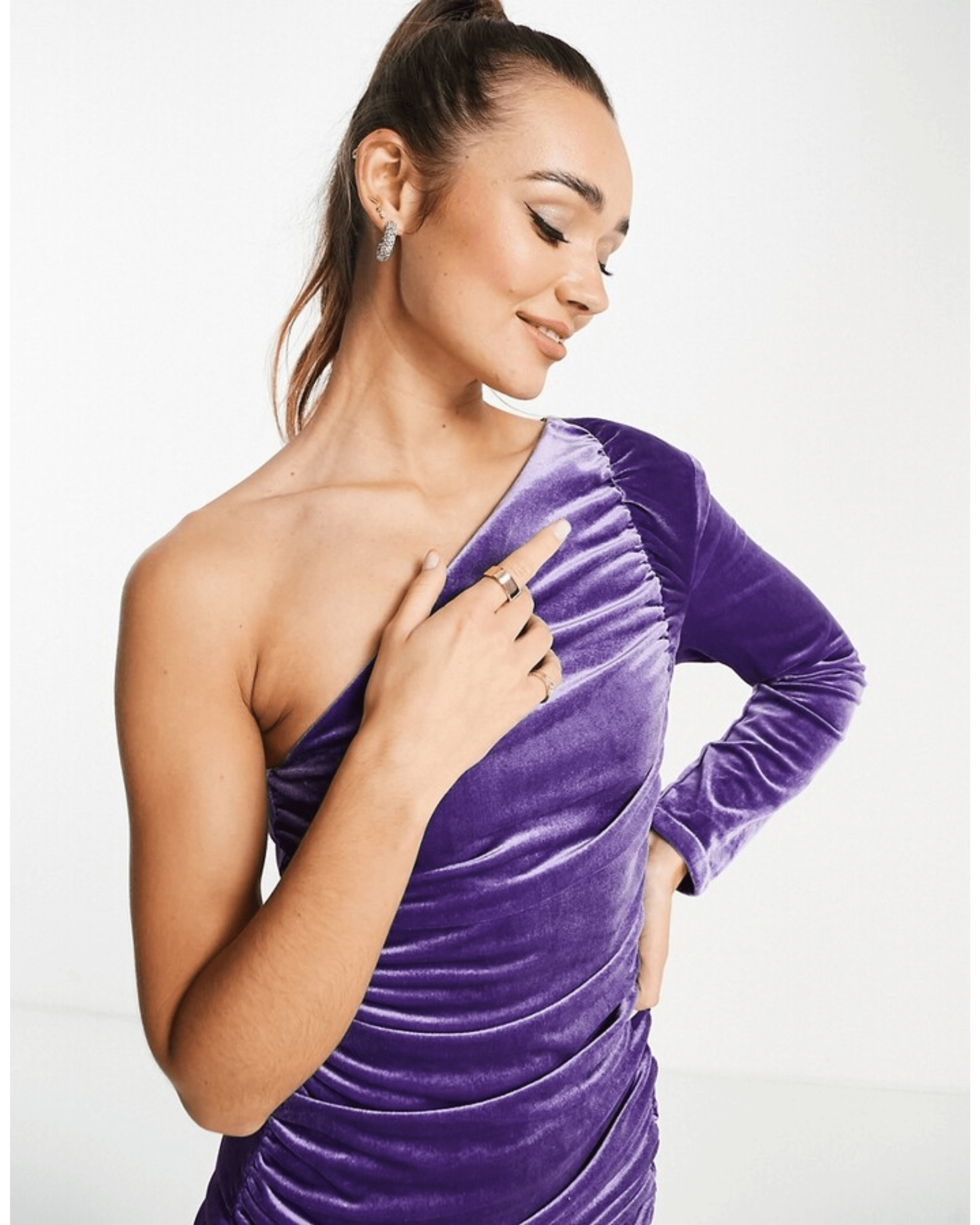 Amy Lynn Dress - Endless - UAE Rental and Resale for Women's Fashion