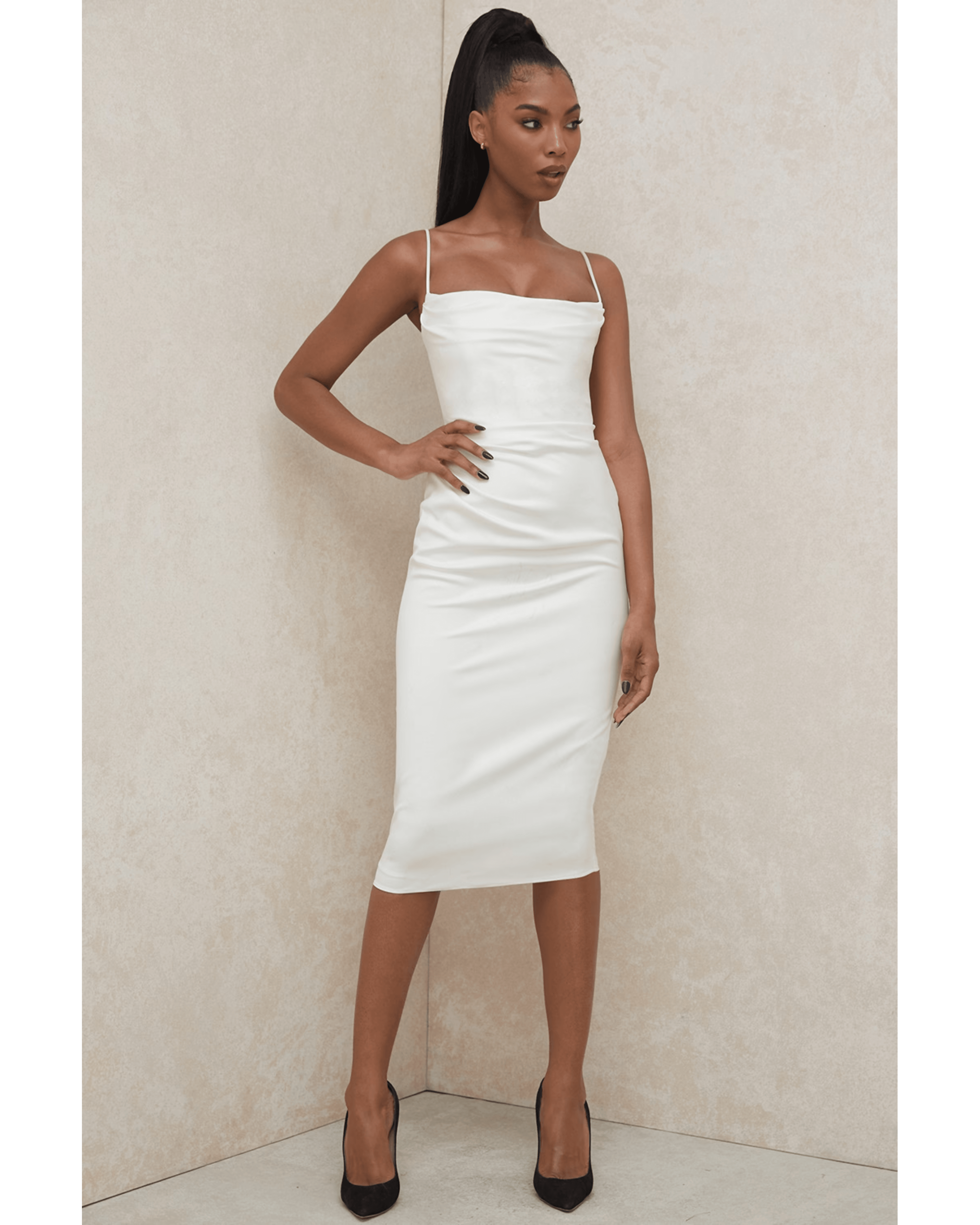 Anja Ivory Satin Corset Dress - Endless - UAE Rental and Resale for Women's Fashion