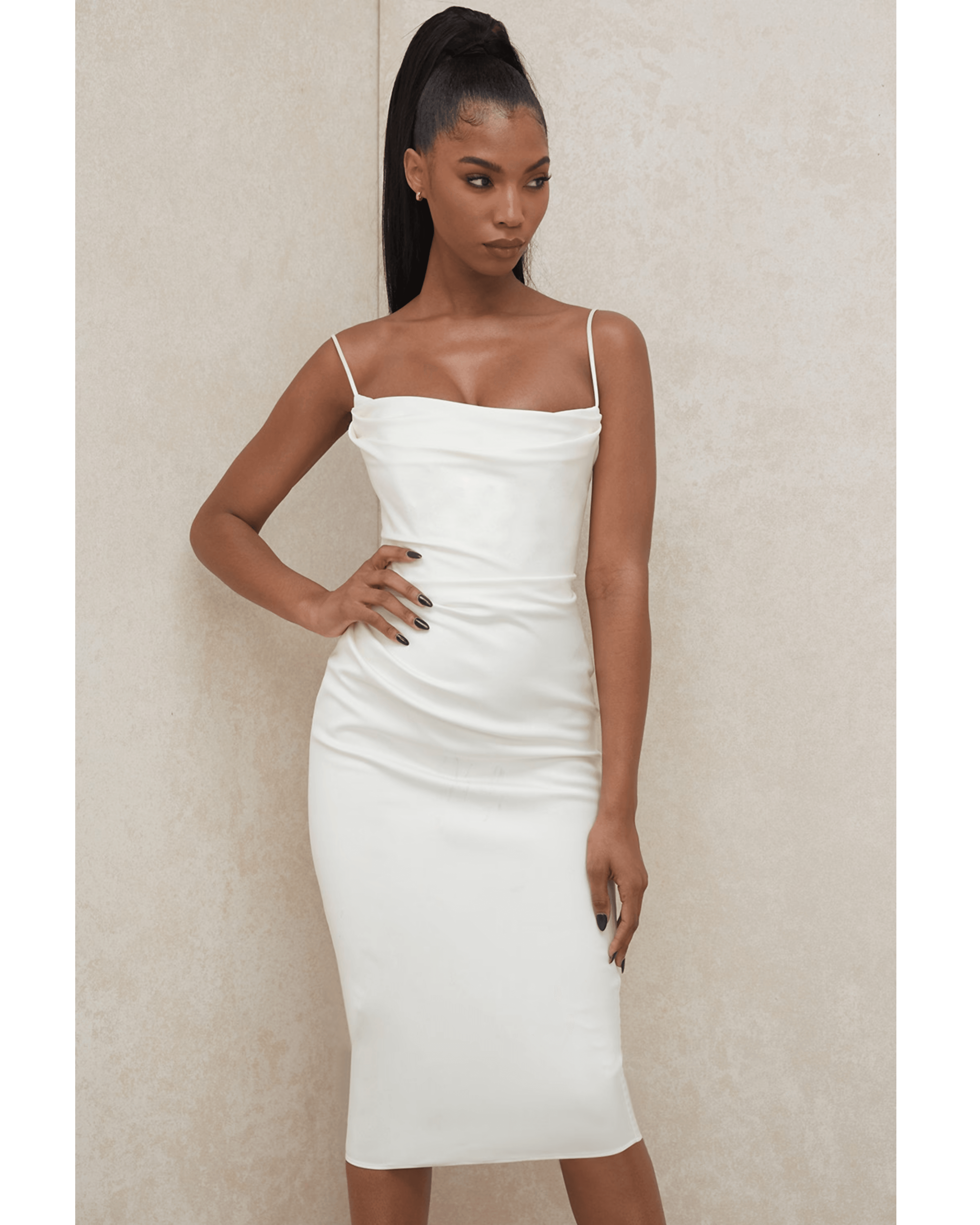 Anja Ivory Satin Corset Dress - Endless - UAE Rental and Resale for Women's Fashion