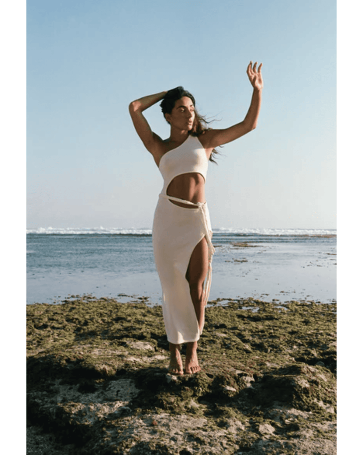 Arcadia Maxi Dress - Endless - UAE Rental and Resale for Women's Fashion
