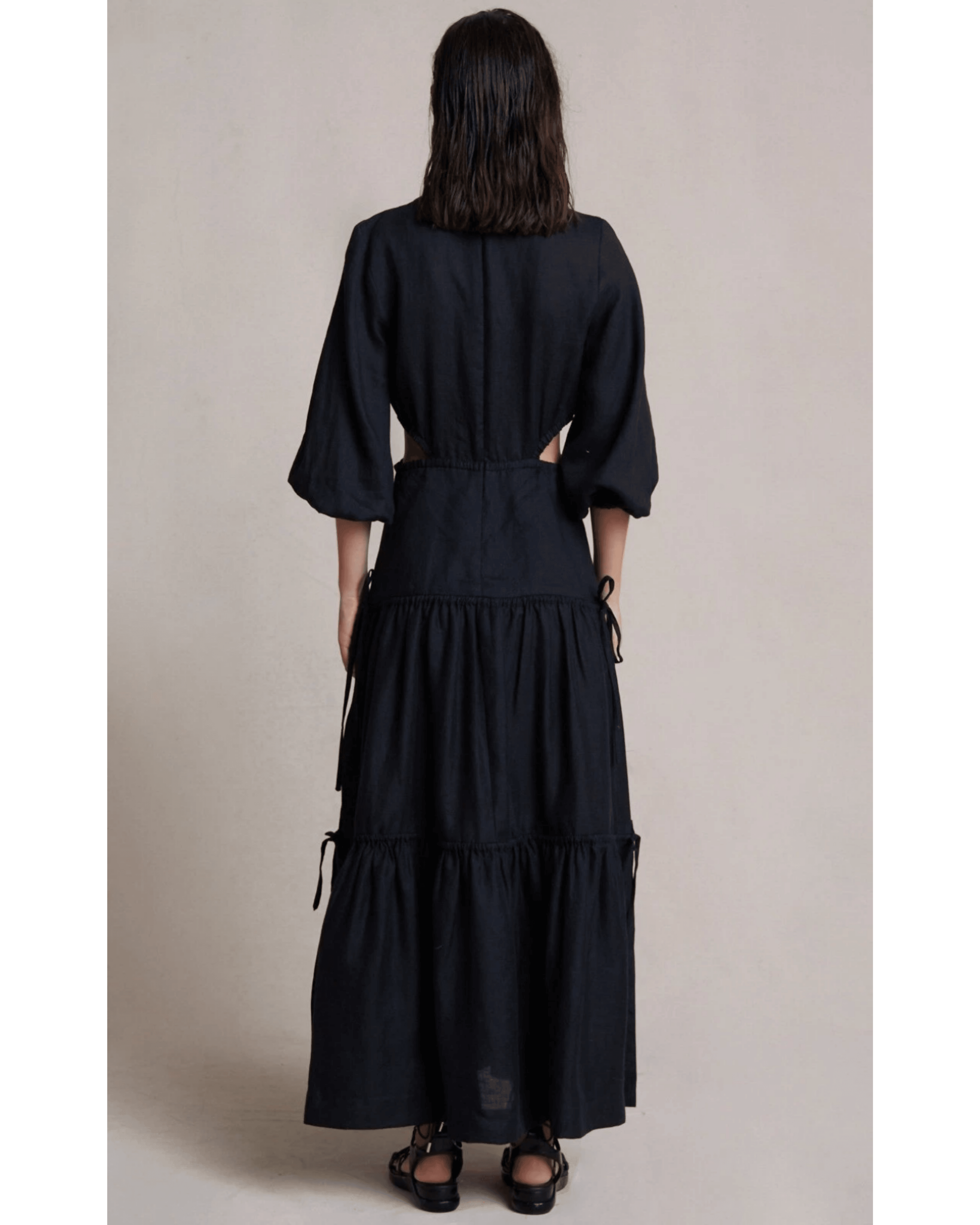 Arlington Maxi Dress - Endless - UAE Rental and Resale for Women's Fashion