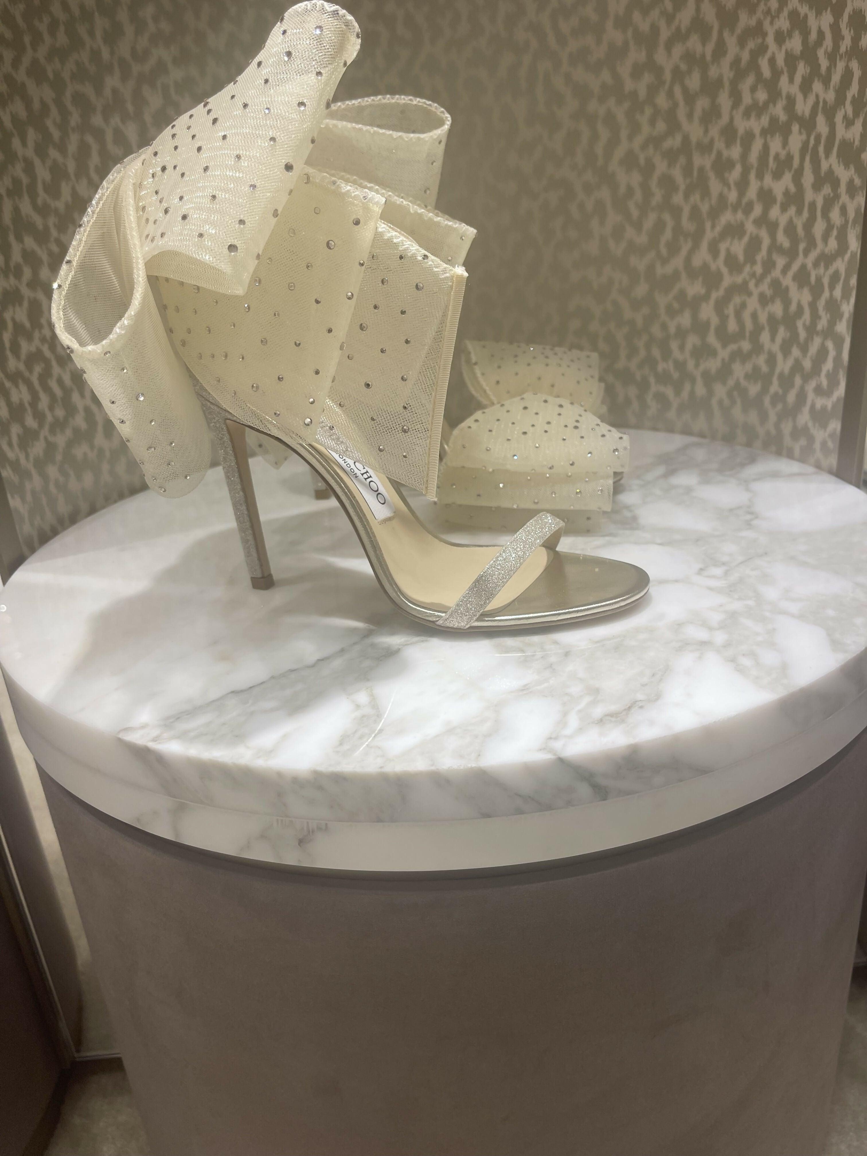 Aveline 100mm Bow-embellished Sandals - Endless - UAE Rental and Resale for Women's Fashion