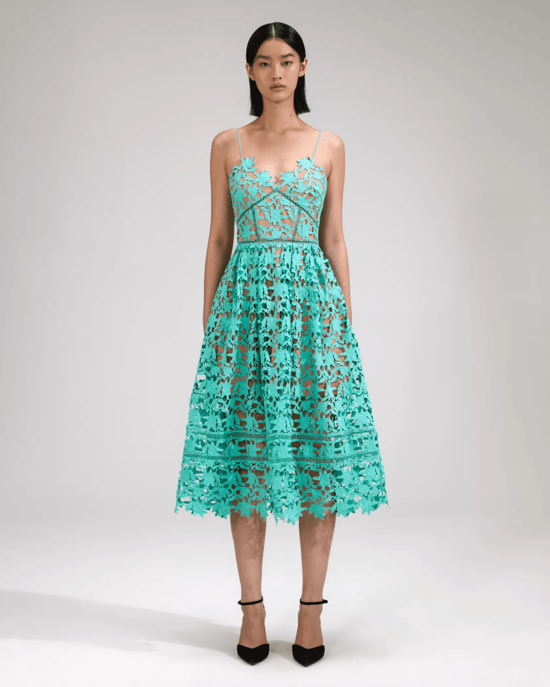 Azaelea Floral-embroidered Woven Midi Dress - Endless - UAE Rental and Resale for Women's Fashion