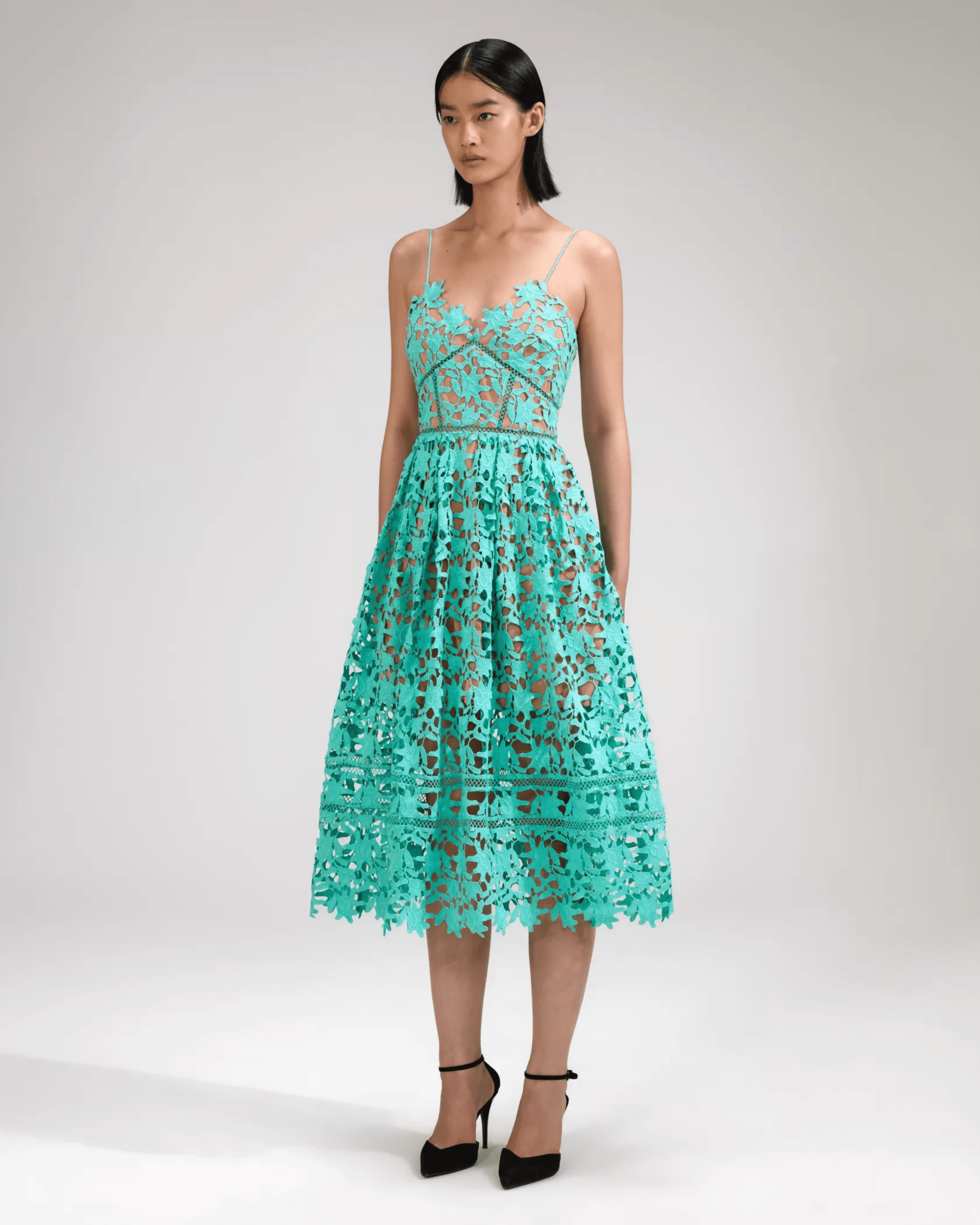 Azaelea Floral-embroidered Woven Midi Dress - Endless - UAE Rental and Resale for Women's Fashion