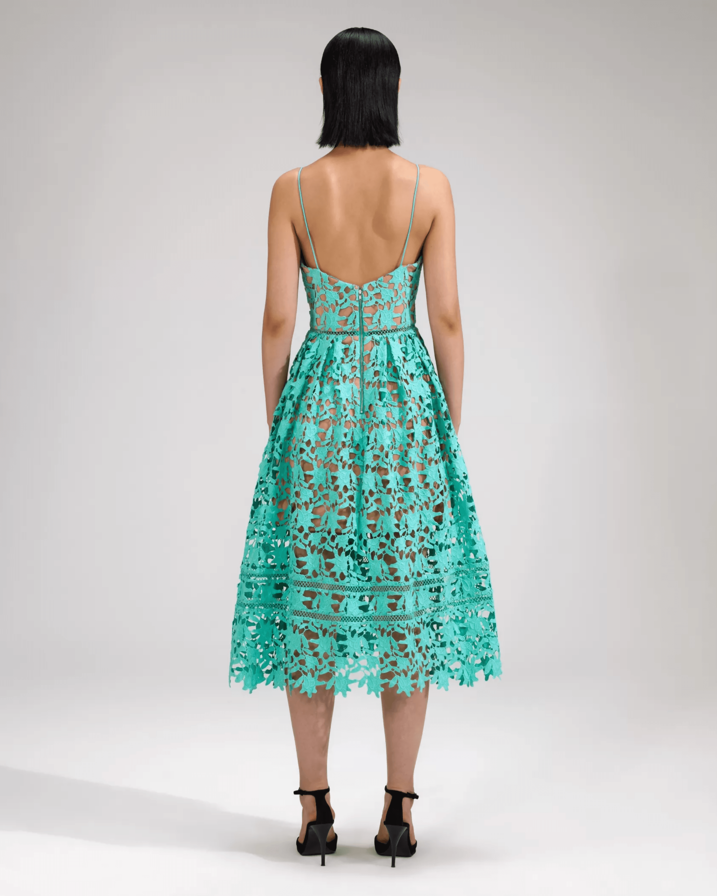 Azaelea Floral-embroidered Woven Midi Dress - Endless - UAE Rental and Resale for Women's Fashion