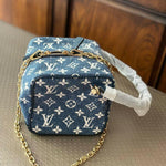 Bandoulière Square Bag - Endless - UAE Rental and Resale for Women's Fashion