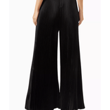 Bisous Pleated Pants - Endless - UAE Rental and Resale for Women's Fashion