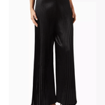 Bisous Pleated Pants - Endless - UAE Rental and Resale for Women's Fashion