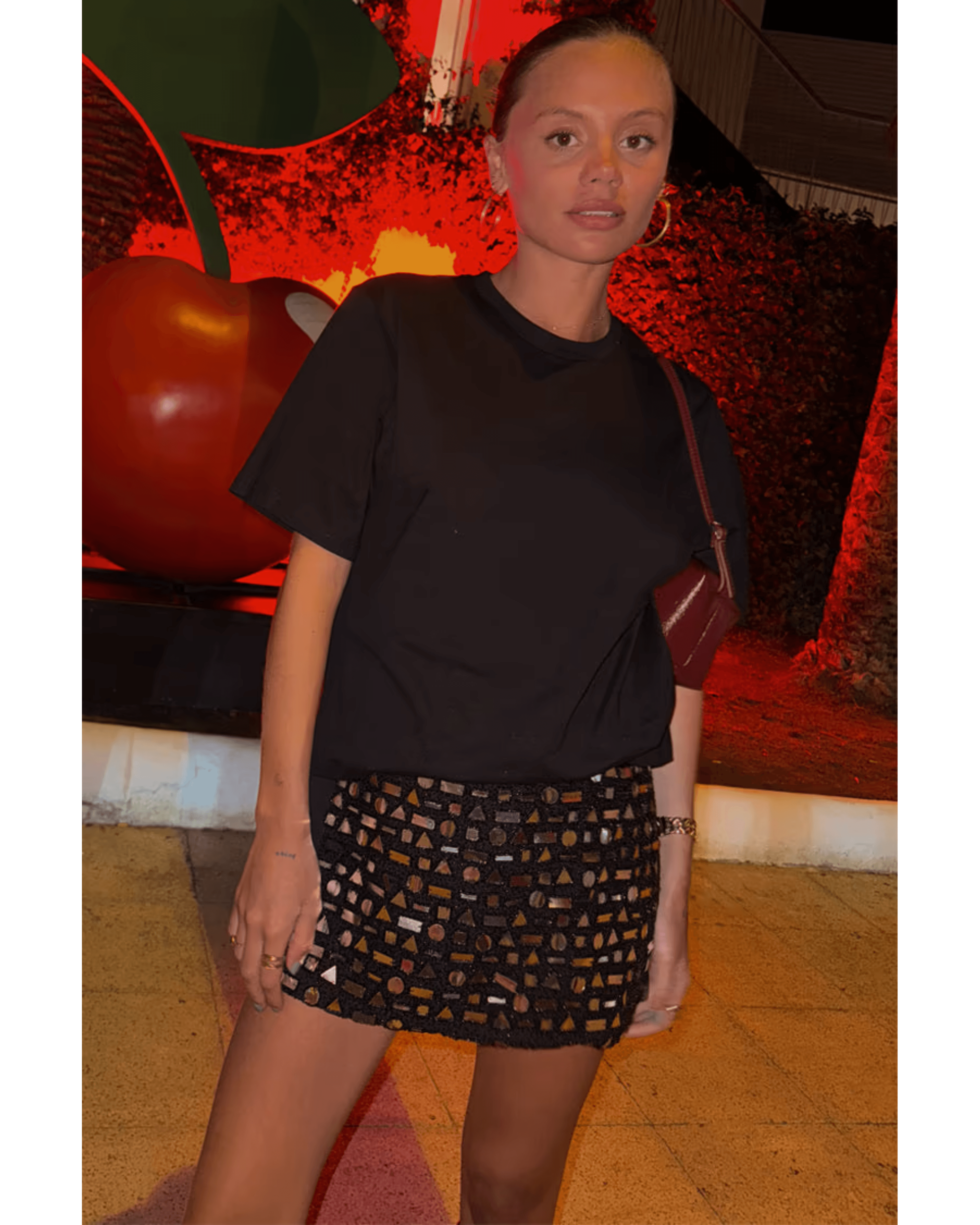 Black Beaded Mirror Skirt - Endless - UAE Rental and Resale for Women's Fashion