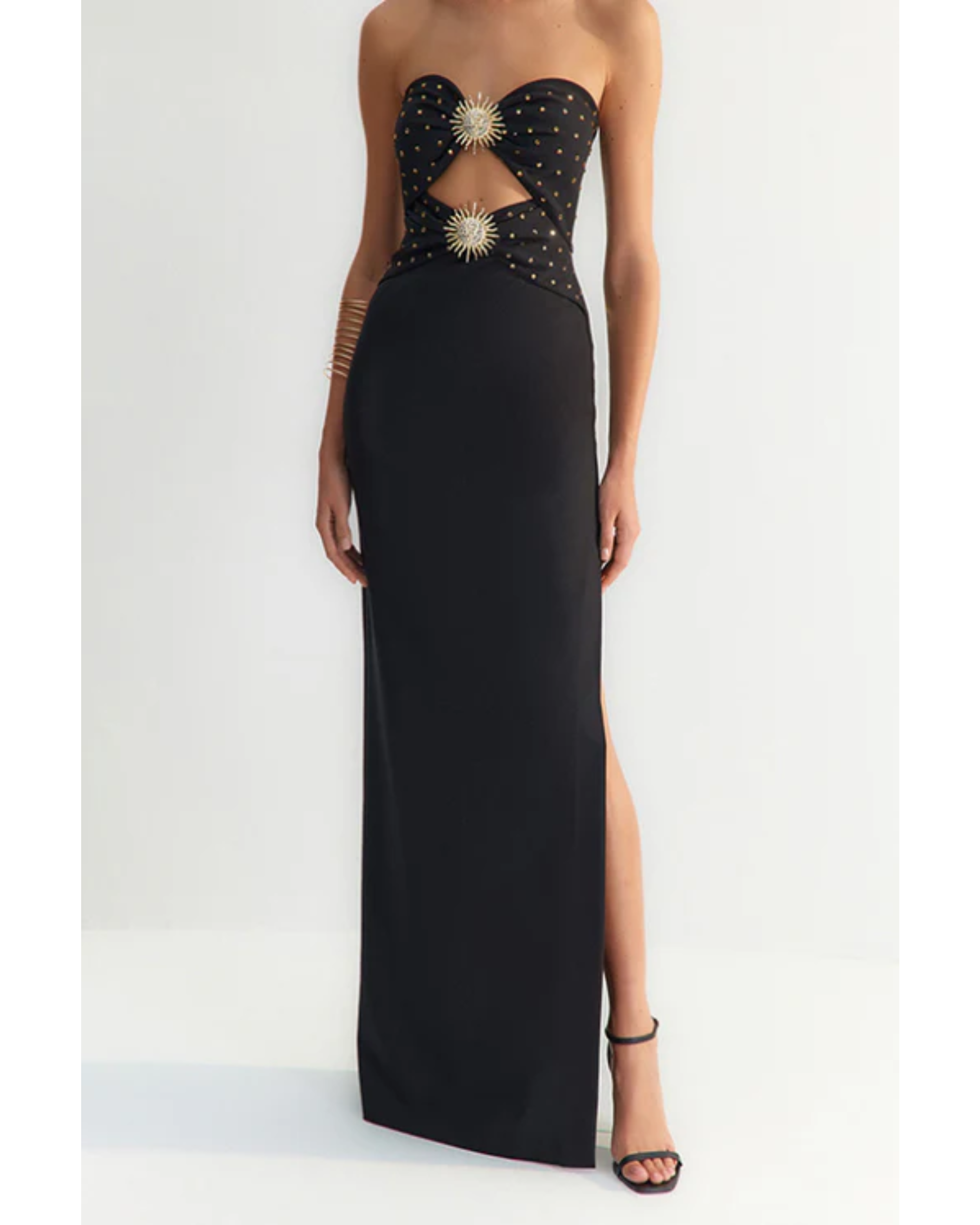 Black Body-Fitting Sun Accessory Detailed Shiny Jewelled Strapless Gown - Endless - UAE Rental and Resale for Women's Fashion