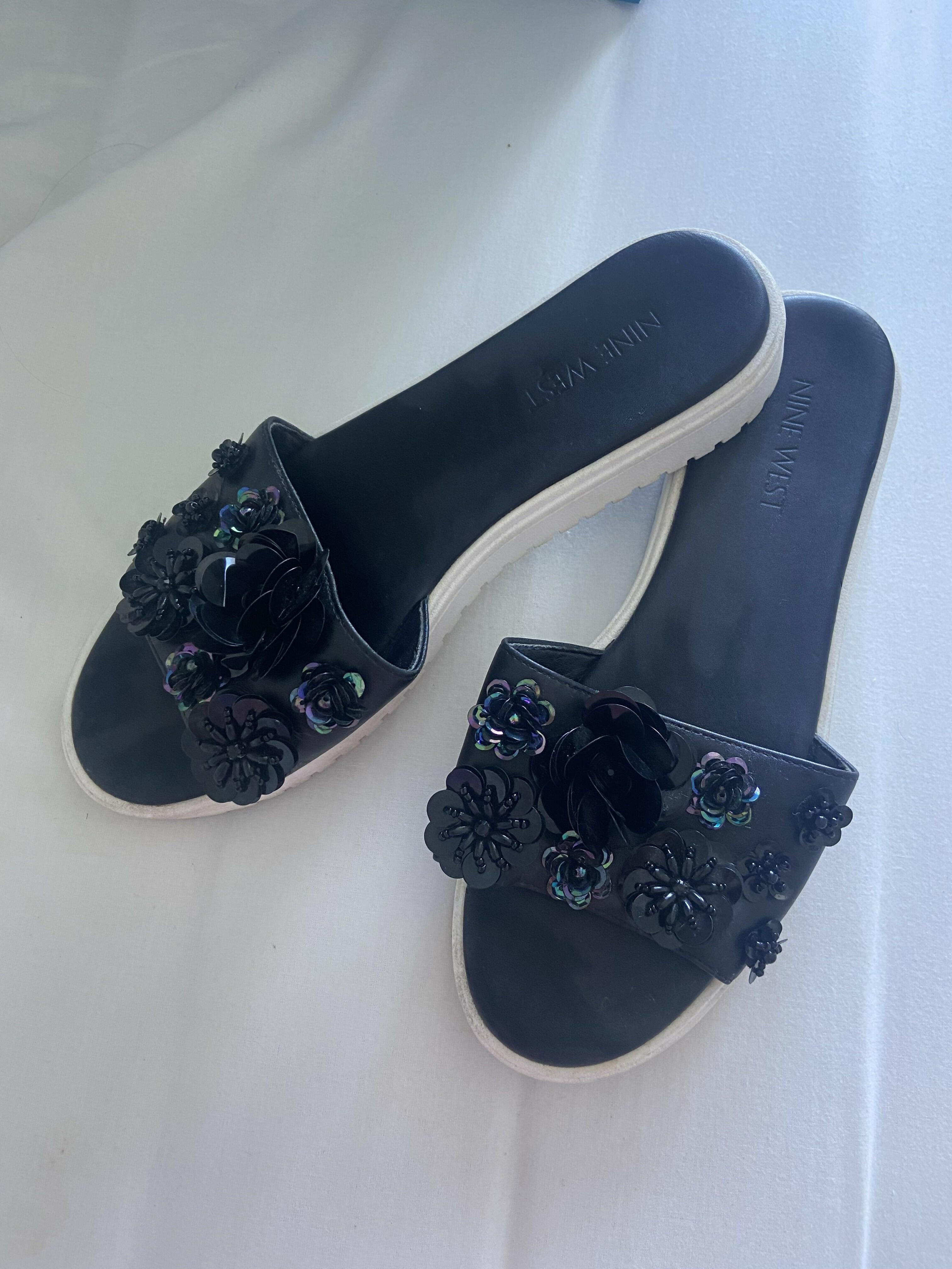 Black Slides Beaded Sequin Flowers - Endless - UAE Rental and Resale for Women's Fashion