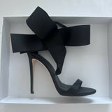 Bow Open-Toe Sandals - Endless - UAE Rental and Resale for Women's Fashion