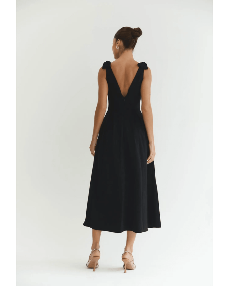 Bowie Black Dress - Endless - UAE Rental and Resale for Women's Fashion